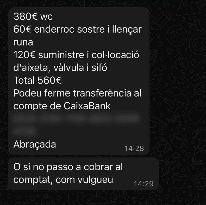 Captura real de WhatsApp con un presupuesto de cambio de WC de 380 € y trabajos adicionales, enviado por mensaje a un cliente